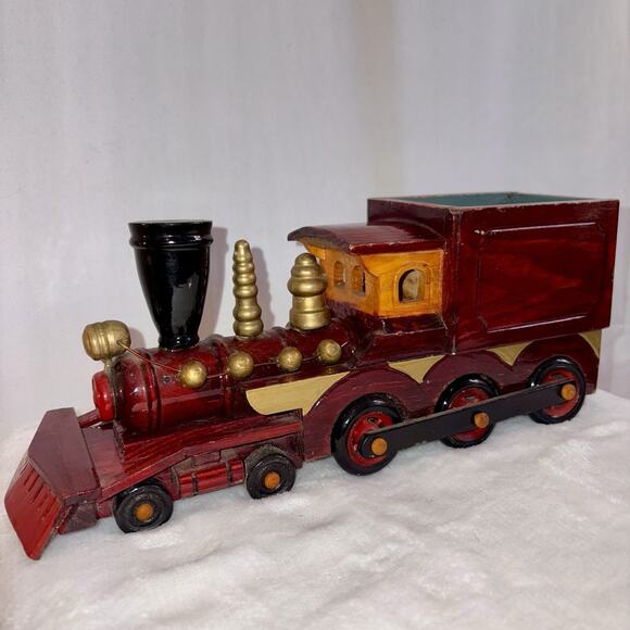 Wooden Train Centerpiece PBC International Locomotive Candy Or Pencil Holder - Picture 2 of 13